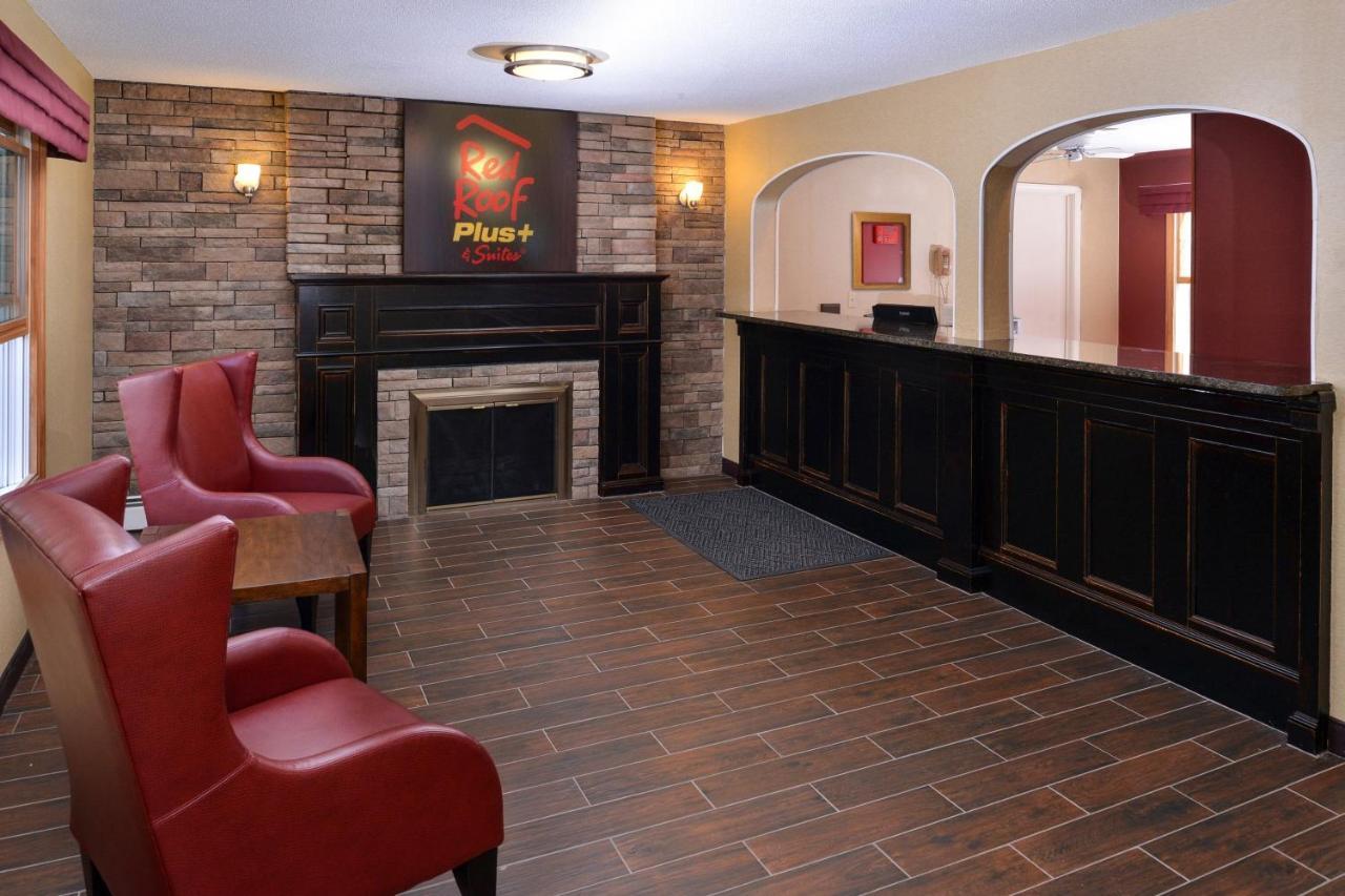Red Roof Inn Plus+ & Suites Гилфорд Екстериор снимка